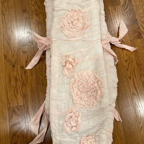 Restoration Hardware crib bumper - Picture 2 of 2